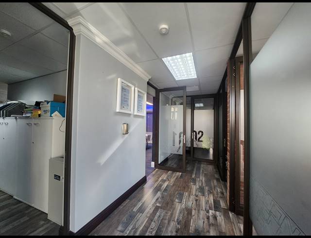 290M² OFFICE TO LET IN NOORDWYK